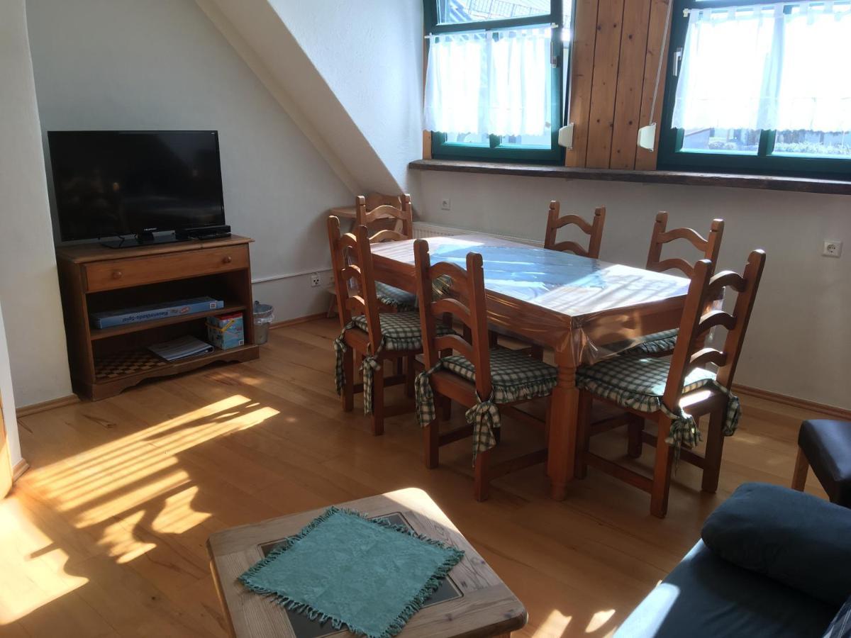Ferienwohnung Zur Scheune Lind  Buitenkant foto