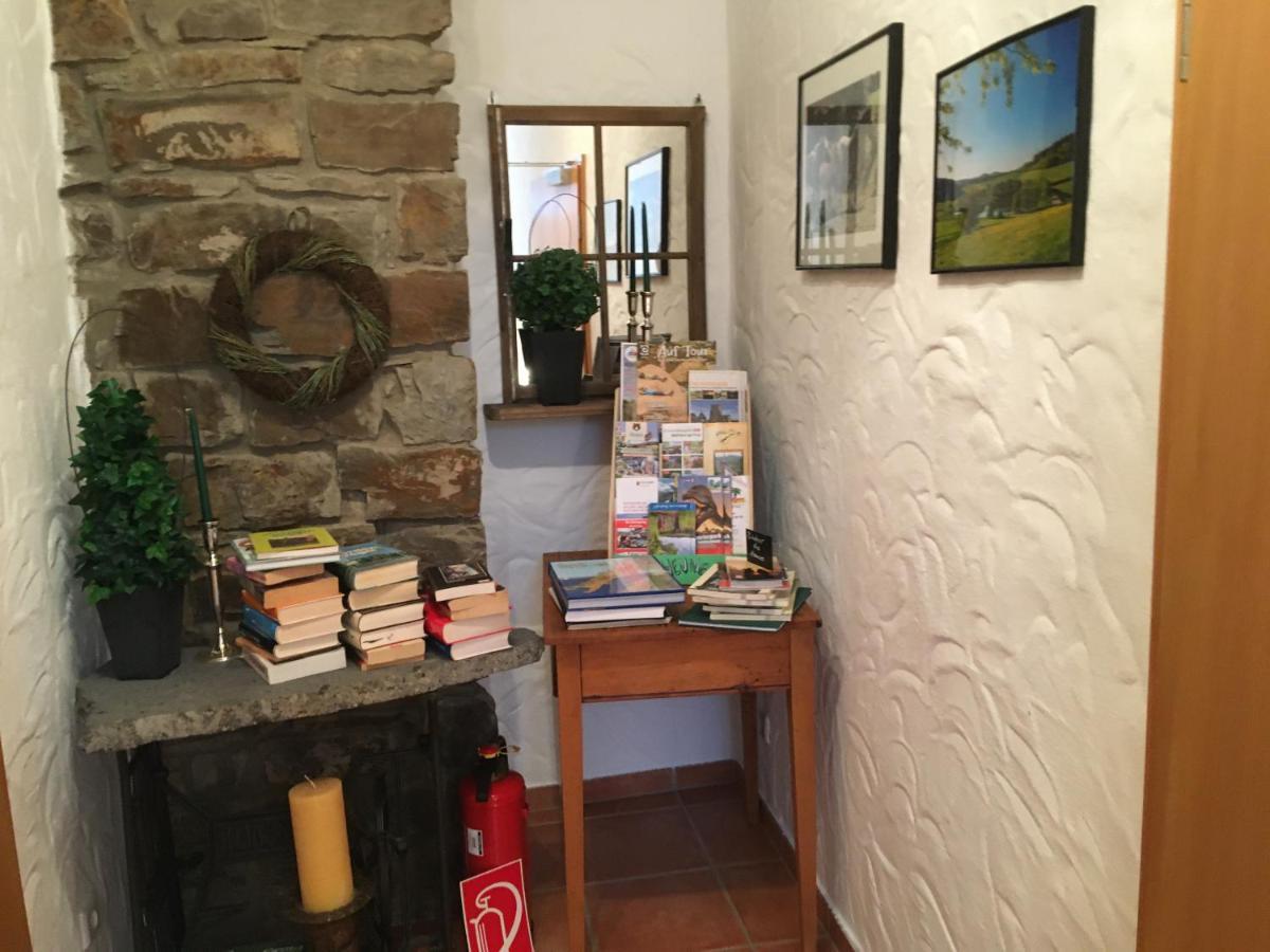 Ferienwohnung Zur Scheune Lind  Buitenkant foto