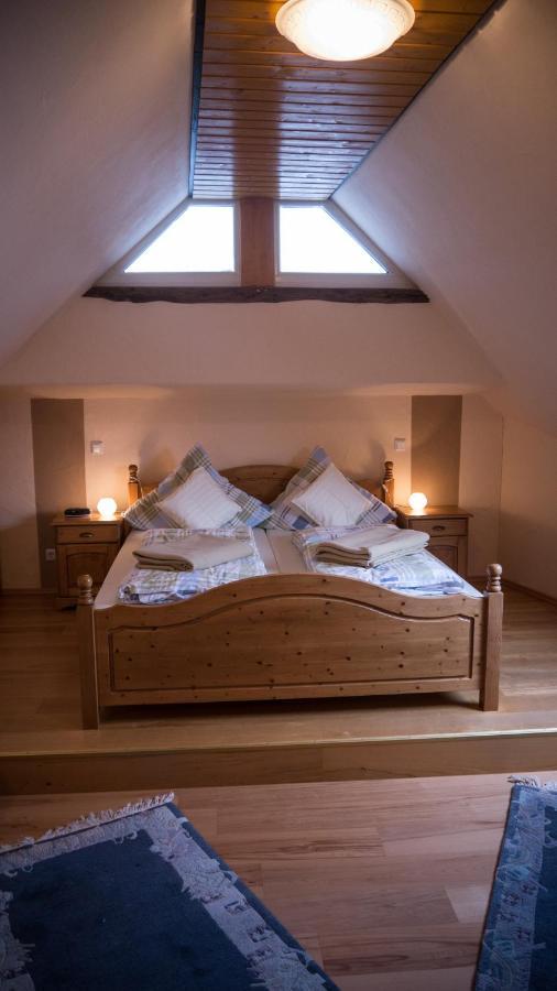 Ferienwohnung Zur Scheune Lind  Buitenkant foto