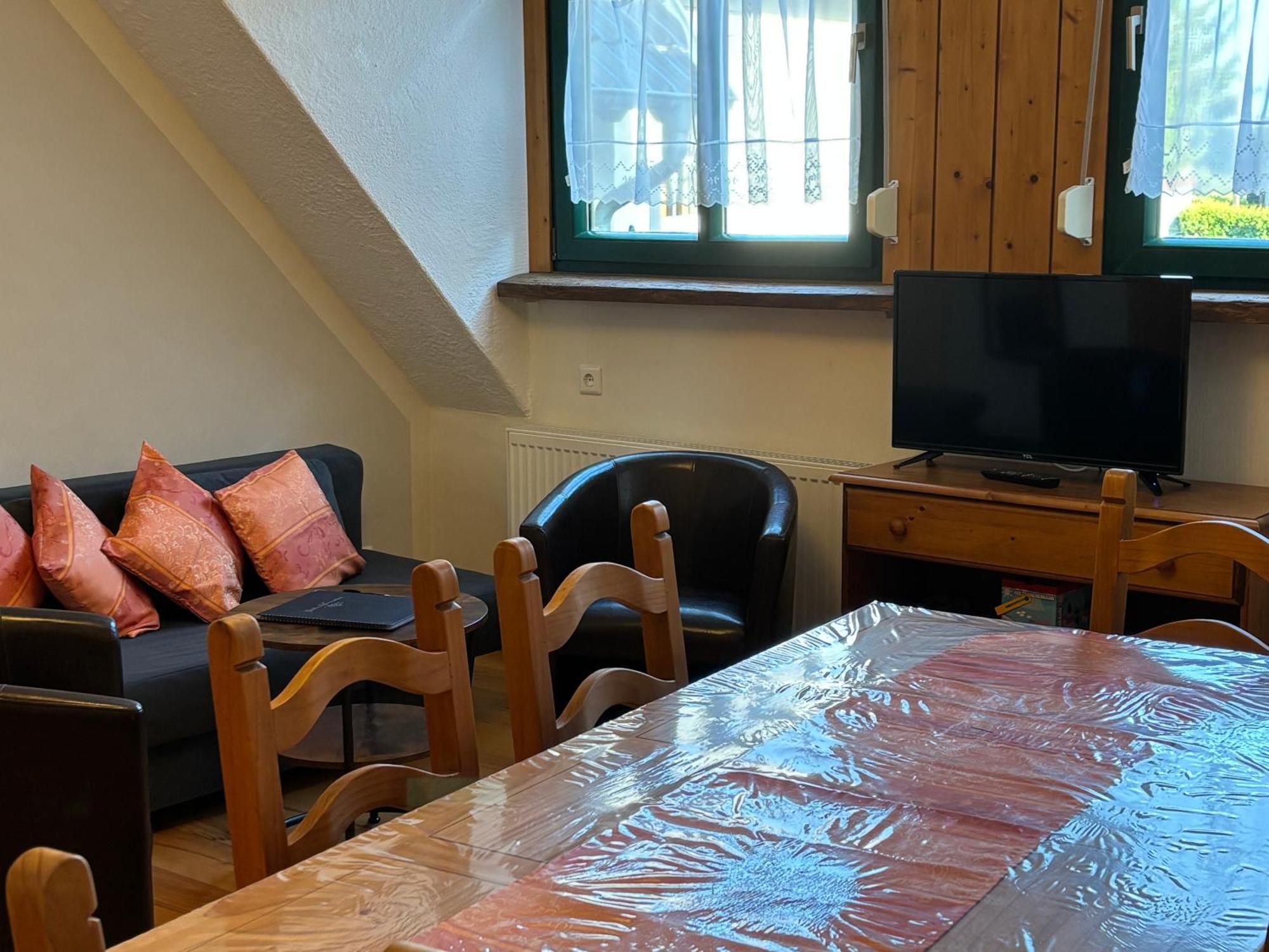 Ferienwohnung Zur Scheune Lind  Buitenkant foto