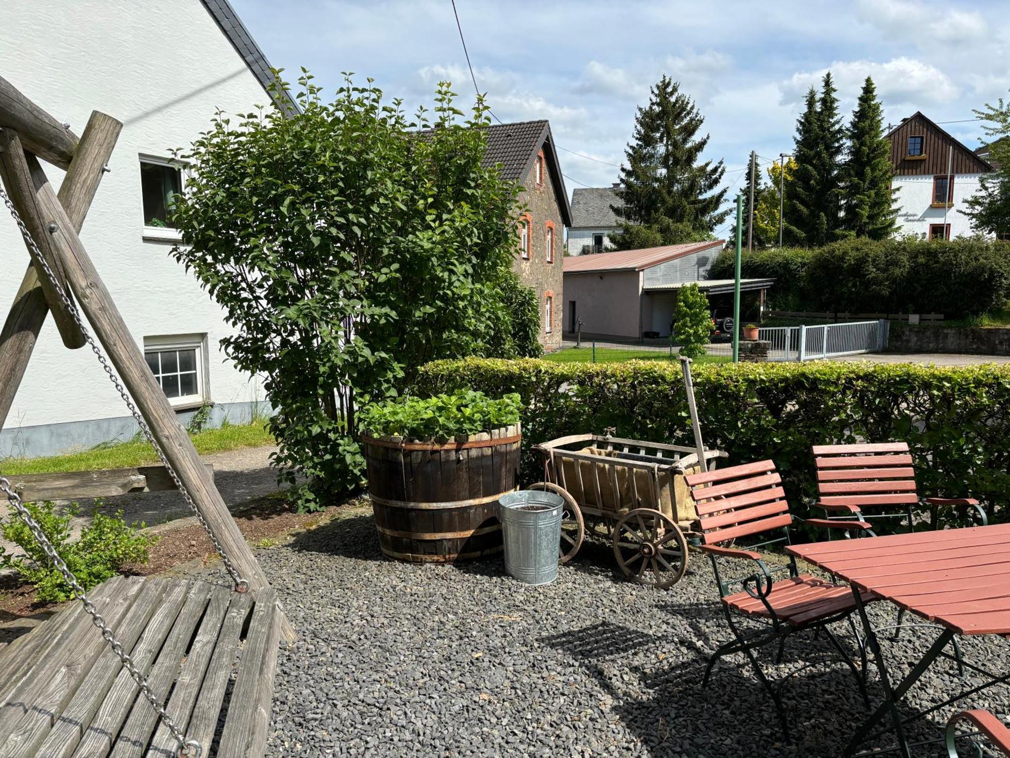 Ferienwohnung Zur Scheune Lind  Buitenkant foto