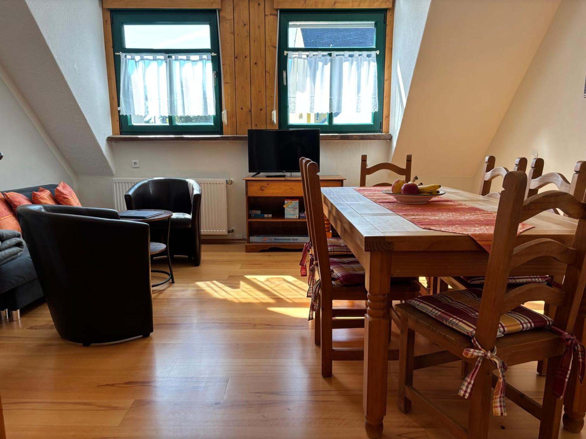 Ferienwohnung Zur Scheune Lind  Buitenkant foto