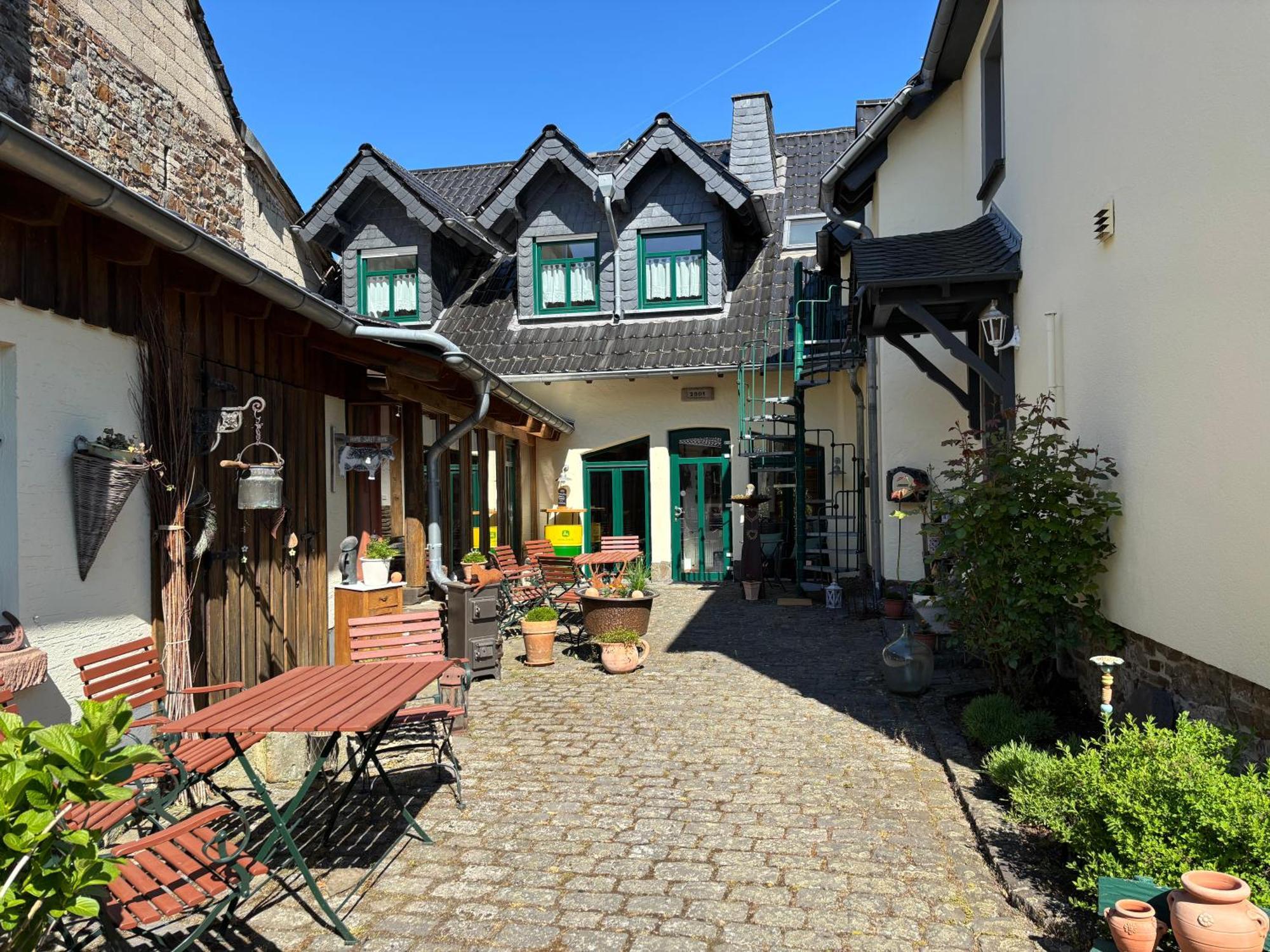 Ferienwohnung Zur Scheune Lind  Buitenkant foto